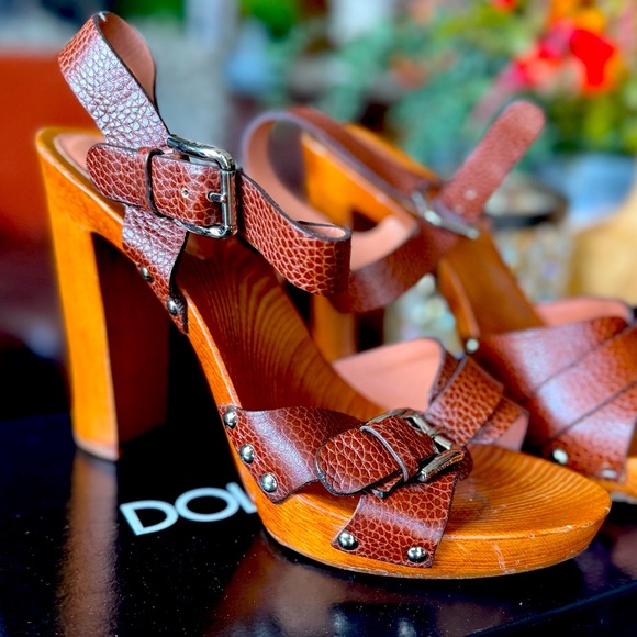 Dolce & Gabbana Cognac brown leather sandals heels with studs western vibe boho - Picture 11 of 11